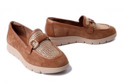 TAMARIS 1-24628-44 392 cognac comb, półbuty damskie. Brązowe półbuty damskie Tamaris, bez wzorów, bez obcasa, na koturnie. Za 265.93 zł.