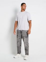 Jeansy cargo - szary. Szare jeansy męskie Sinsay. W wyprzedaży za 49.99 zł.