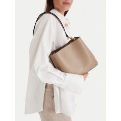 Torebka GINO ROSSI. Brązowe torebki klasyczne damskie Gino Rossi, bez wzorów, bez dodatków. Za 279.99 zł.