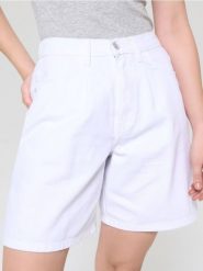 Szorty bermudy jeansowe - biały. Białe szorty damskie Sinsay, bez wzorów, z jeansu. Za 49.99 zł.