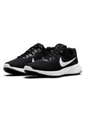 Buty do biegania męskie Nike Revolution 6. Białe obuwie do biegania damskie Nike, nike revolution. Za 239.99 zł.