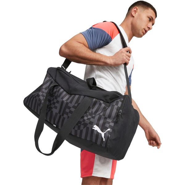 Torba Puma Individualrise Medium Bag 44L, Dla obu płci. Czarne torebki klasyczne damskie Puma, bez wzorów, z materiału, bez dodatków. Za 139.00 zł.