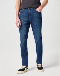 WRANGLER LARSTON MĘSKIE SPODNIE JEANSOWE JEANSY DŻINSY THE ROCK W18S8450X 112335242. Jeansy męskie Wrangler. Za 229.99 zł.