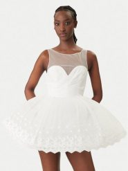 Bardot Sukienka koktajlowa Hilda Hoop 60223DB Biały Regular Fit. Białe sukienki damskie BARDOT, bez wzorów, z syntetyku, wizytowe, bez kołnierzyka, bez ramiączek. Za 869.99 zł.