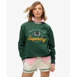 Luźny sweter Country Club. Zielone swetry klasyczne damskie Superdry., bez kołnierzyka. W wyprzedaży za 246.85 zł.