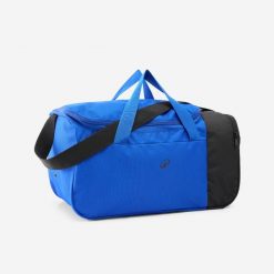 Torba sportowa na ramię Kipsta Essential 20 L. Czarne torby męskie na ramię Decathlon, bez wzorów, z materiału. Za 29.99 zł.