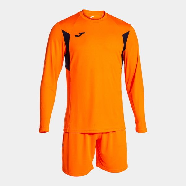 Zestaw koszulka z długim rękawem + spodenki treningowe Joma Winner. Brązowe koszulki męskie z długim rękawem Joma, l, z dresówki, na fitness i siłownię. Za 163.20 zł.