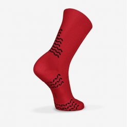 Skarpety piłkarskie podwyższone Kipsta Viralto II MiD antypoślizgowe. Czerwone skarpetki damskie KIPSTA, bez wzorów, z dzianiny. Za 39.99 zł.