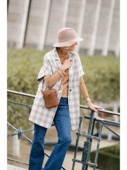 Lia Biassoni Skórzana torebka "Paglia" w kolorze jasnobrązowym na telefon - 15 x 20 x 1 cm rozmiar: onesize. Brązowe torebki klasyczne damskie Lia Biassoni, bez wzorów, z materiału, bez dodatków. Za 152.99 zł.