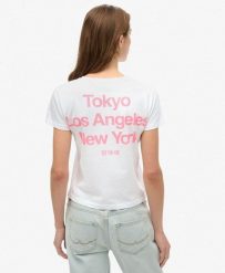 Dopasowana koszulka Core Logo City. Białe t-shirty damskie Superdry., bez wzorów, z bawełny, bez kołnierzyka. Za 140.40 zł.