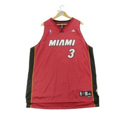 Second life - Adidas koszulka męska bez rękawów NBA Heat de Miami 3 - Jak nowy. Czerwone t-shirty sportowe męskie Adidas, m, bez ramiączek, do koszykówki. Za 255.56 zł.