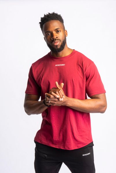 Koszulka Core Scoop, elastyczna bawełna z lycrą, odprowadza wilgoć – brązowy. Brązowe t-shirty sportowe męskie AESTHETIC WOLF, s, z bawełny, bez ramiączek, na fitness i siłownię. Za 109.99 zł.