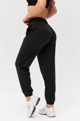 Damskie spodnie dresowe Rough Radical Chillfit Long. Czarne spodnie sportowe damskie ROUGH RADICAL, l, z dresówki, na fitness i siłownię. Za 127.99 zł.