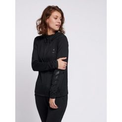 Bluza fitness damska Hummel zip Selby. Szare bluzy sportowe damskie HUMMEL, na wiosnę, xs, bez wzorów, z dżerseju, bez ramiączek, długie, z kapturem. Za 240.60 zł.
