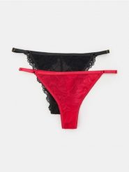 Koronkowy zestaw majtek 2-pack: stringi i brazyliany - czerwony. Czerwone stringi damskie Sinsay, l, bez wzorów, z koronki. Za 19.99 zł.
