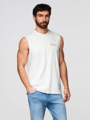 Męska bawełniana koszulka bez rękawów TANK TOP - biała V1 - Rozmiar: S. Białe t-shirty sportowe męskie Ombre Clothing, na lato, m, z bawełny, bez ramiączek, na fitness i siłownię. W wyprzedaży za 45.50 zł.