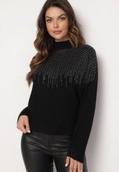 Czarny Golf o Luźnym Kroju Zdobiony Cyrkoniami przy Dekolcie Zintessa. Czarne golfy damskie Born2be, z aplikacjami, z jeansu, bez ramiączek. Za 69.99 zł.