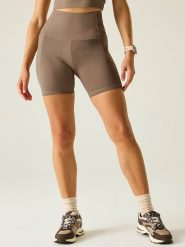 Dare 2b Szorty funkcyjne "Refresh" w kolorze szarobrązowym rozmiar: 34. Brązowe spodenki sportowe damskie Dare 2b, z materiału, outdoorowe. Za 74.46 zł.