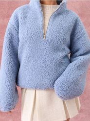 Bluza sherpa ze stójką na zamek - niebieski. Niebieskie bluzy bez kaptura damskie Sinsay, l, z polaru. Za 69.99 zł.