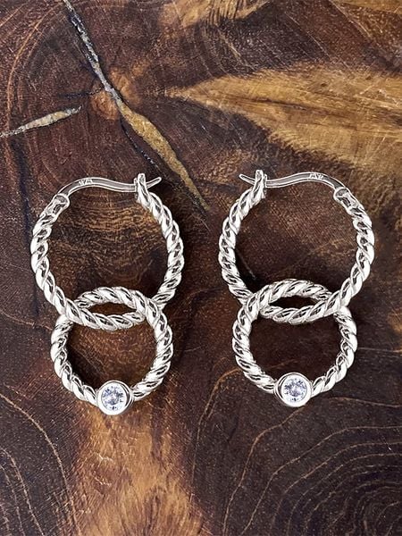 Eclat d'Argent Srebrne kolczyki-kreole rozmiar: onesize. Szare kolczyki damskie Eclat d'Argent, z cyrkonią, srebrne. Za 173.99 zł.