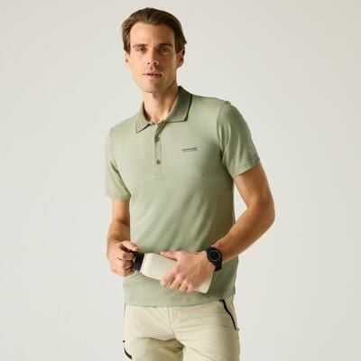 Męska koszulka polo Maverik ze stretchem. Niebieskie koszulki polo męskie Regatta, l, bez wzorów, z dzianiny, bez ramiączek. Za 109.99 zł.