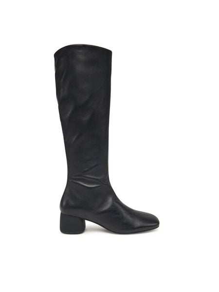 Vagabond Shoemakers Kozaki Livia 5856-001-20 Czarny. Czarne kozaki damskie Vagabond Shoemakers, ze skóry, bez obcasa, na słupku. Za 1,089.00 zł.