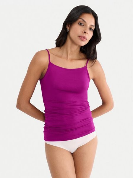 Triumph Top Beauty Layers 10227206 Różowy Slim Fit. Czerwone topy damskie Triumph, s, bez wzorów, z wiskozy, bez kołnierzyka. Za 89.99 zł.