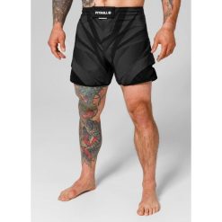 Spodenki męskie Pitbull treningowe Jet Mesh Performance Pro plus Dot Camo II. Szare szorty męskie PITBULL, z meshu, bez kołnierzyka. Za 209.00 zł.