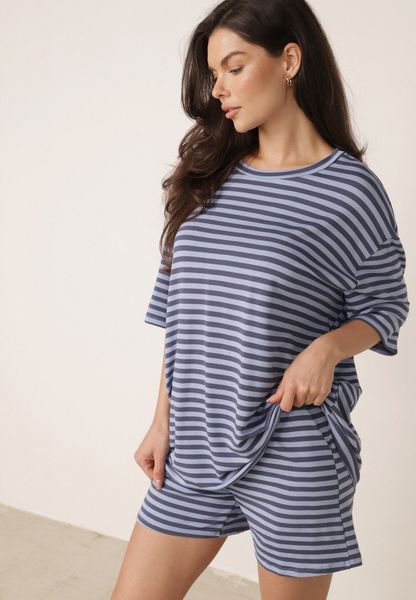 Niebieski Letni Komplet Oversize z Wiskozy w Paski T-Shirt i Szorty Agathona. Niebieskie szorty damskie Born2be, bez wzorów, z wiskozy, wakacyjne. Za 159.99 zł.