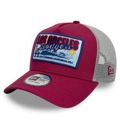 Czapka z daszkiem New Era. Czerwone czapki z daszkiem damskie New Era, bez wzorów. Za 109.99 zł.