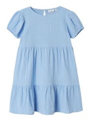 NAME IT Sukienka letnia 13240414 Błękitny Regular Fit. Niebieskie sukienki dziewczęce Name it, na lato, bez wzorów, z bawełny, bez ramiączek. Za 79.99 zł.
