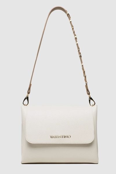 VALENTINO Duża biała torebka Alexia SS26. Białe listonoszki damskie Valentino by Mario Valentino, bez wzorów, duże, bez dodatków. W wyprzedaży za 508.99 zł.