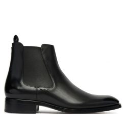 Sztyblety BOSS. Czarne sztyblety męskie Boss, bez zapięcia. Za 3,089.00 zł.