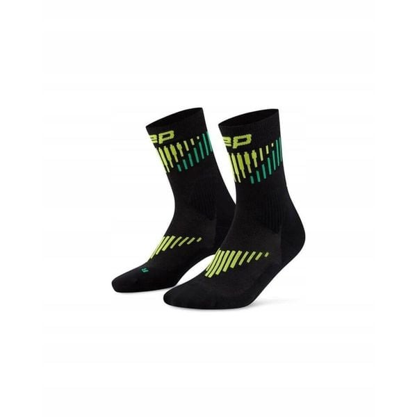 Damskie skarpetki kompresyjne do połowy łydki sportowe z wełną Merino Core. Czarne skarpetki damskie CEP, bez wzorów, z elastanu. Za 69.00 zł.