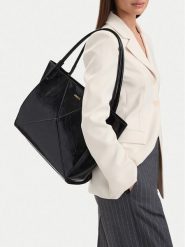 MEXX Torebka CEO-MEXX-L-002-10 Czarny. Czarne torebki klasyczne damskie Mexx, bez wzorów, ze skóry, bez dodatków. Za 229.99 zł.