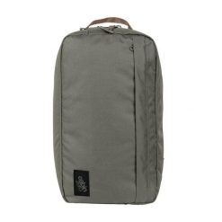 Plecak na jedno ramię CabinZero Cross Body 11L CZ22. Zielone plecaki damskie CABINZERO, bez wzorów, sportowe. Za 197.00 zł.