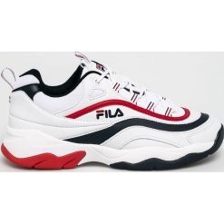 Fila - Buty Ray F Low. Białe buty sportowe na co dzień męskie Fila, z gumy, bez zapięcia. W wyprzedaży za 339.90 zł.