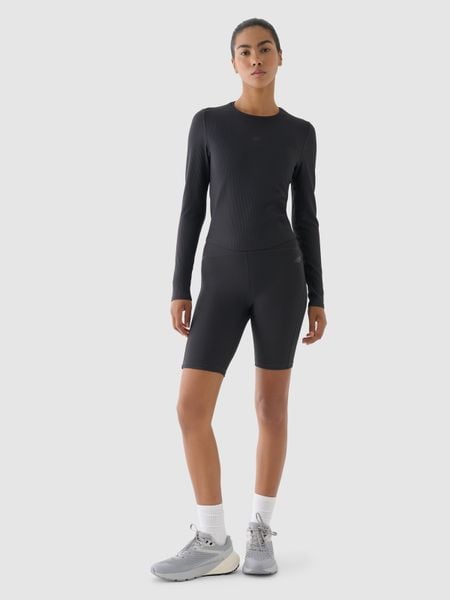 4F Legginsy krótkie treningowe damskie - szare S. Szare legginsy damskie 4f, s, bez wzorów, z dzianiny. W wyprzedaży za 49.99 zł.