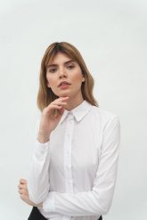 Klasyczna Koszula z Kołnierzykiem - Biała. Białe koszule damskie Nife, xl, bez wzorów, z bawełny, klasyczne, bez kołnierzyka, bez ramiączek. Za 179.90 zł.