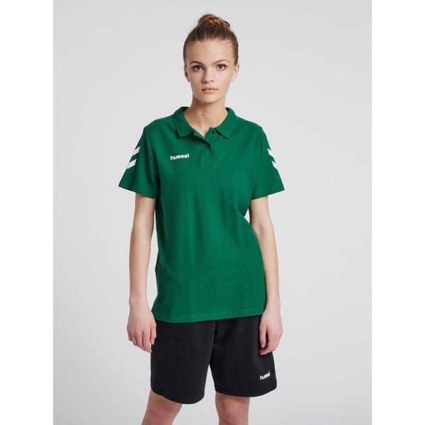 Koszulka tenisowa polo damska Hummel Go Cotton Polo Woman. Zielone bluzki damskie HUMMEL, xl, bez wzorów, sportowe, bez kołnierzyka, bez ramiączek. Za 147.50 zł.