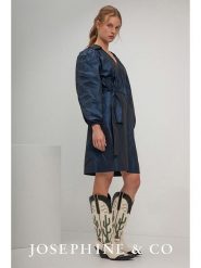 Josephine & Co Sukienka "Sanna" w kolorze granatowym rozmiar: 44. Niebieskie sukienki damskie Josephine & Co, bez wzorów, bez kołnierzyka, bez ramiączek, midi. Za 263.53 zł.