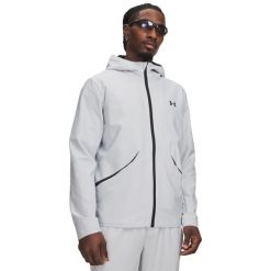 Kurtka męska Under Armour Unstoppable Woven Jacket 6014621. Czarne kurtki męskie Under Armour, m, bez wzorów, z elastanu, z kapturem. Za 493.25 zł.