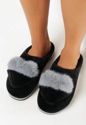 Czarne Kapcie z Futrzanym Pomponem Mabira. Czarne kapcie damskie Born2be, z dzianiny. Za 29.99 zł.