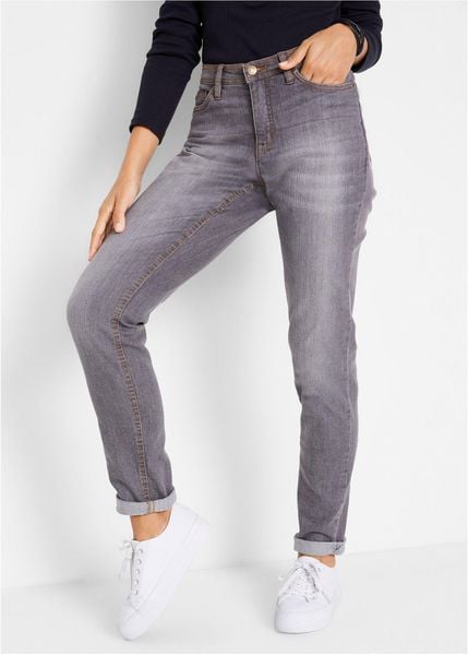 Jeansy o kroju mom, mid waist, z wygodnym stretchem. Szare jeansy damskie bonprix. Za 109.99 zł.
