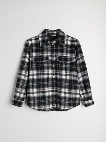 Kurtka w kratę w stylu flanelowym z domieszką wełny i wiskozy - czarny. Czarne kurtki damskie Sinsay, l, bez wzorów, z wełny, bez kaptura. Za 69.99 zł.