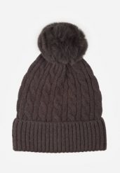 Szara Czapka w Warkoczowy Splot z Pomponem Vetisare. Szare czapki zimowe damskie Born2be, z dzianiny. Za 34.99 zł.