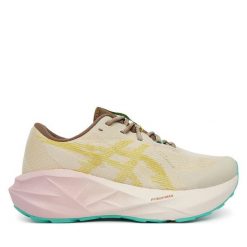 Buty do biegania Asics. Szare obuwie do biegania damskie Asics. Za 679.99 zł.