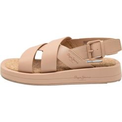 Sandały Pepe Jeans Summer Block, Kobiety. Brązowe sandały damskie Pepe Jeans, bez wzorów, z jeansu, bez obcasa. Za 390.00 zł.