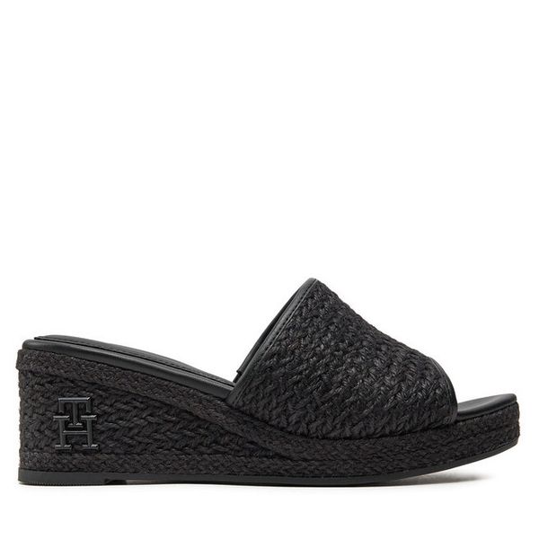 Espadryle Tommy Hilfiger. Czarne espadryle damskie Tommy Hilfiger, bez wzorów, bez obcasa. Za 299.99 zł.