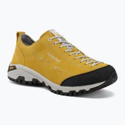 Buty trekkingowe Kimberfeel Chogori 2. Żółte buty trekkingowe męskie Kimberfeel, ze skóry, przed kostkę, bez zapięcia, trekkingowe. Za 389.99 zł.